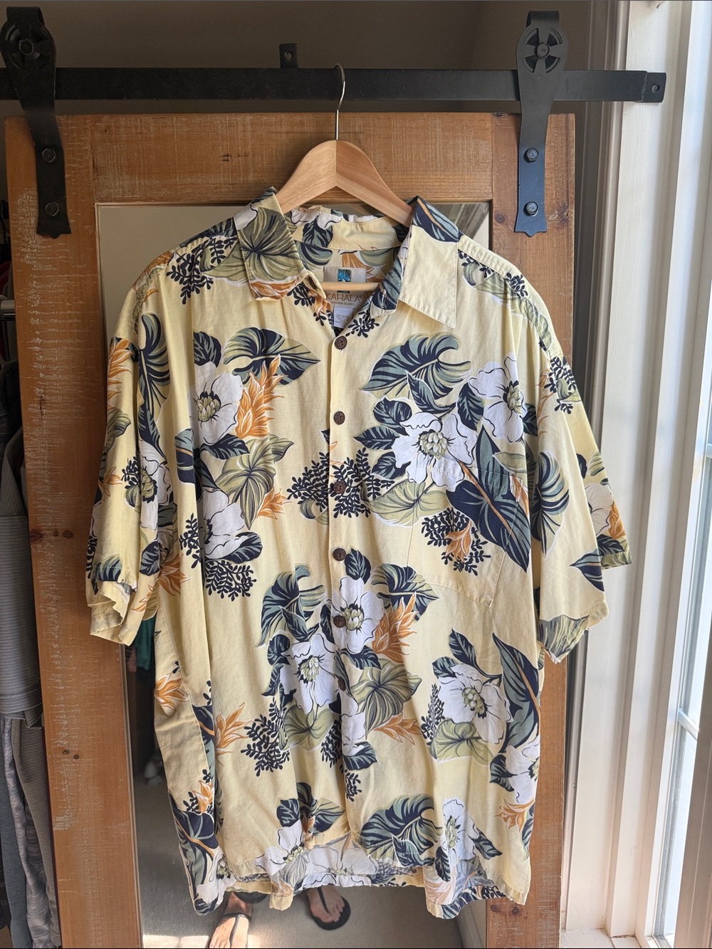 Kahala Hawaiian Shirt Size XXL